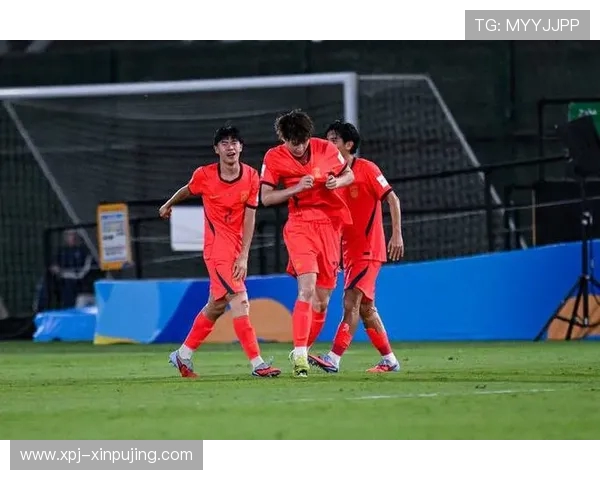 中国男足体育-一线观察：U17国足胜卡塔尔惊险晋级亚洲杯淘汰赛，中国足球时隔21年重返世界大赛